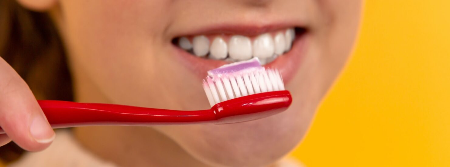 brush teeth